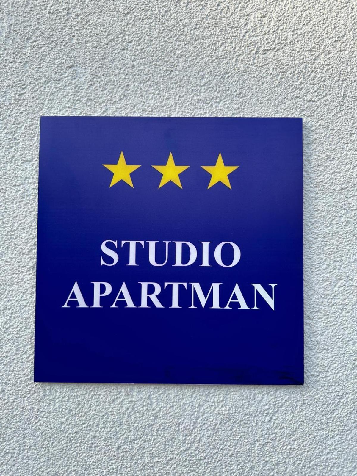 Studio Apartman Apollonia Синь Екстер'єр фото